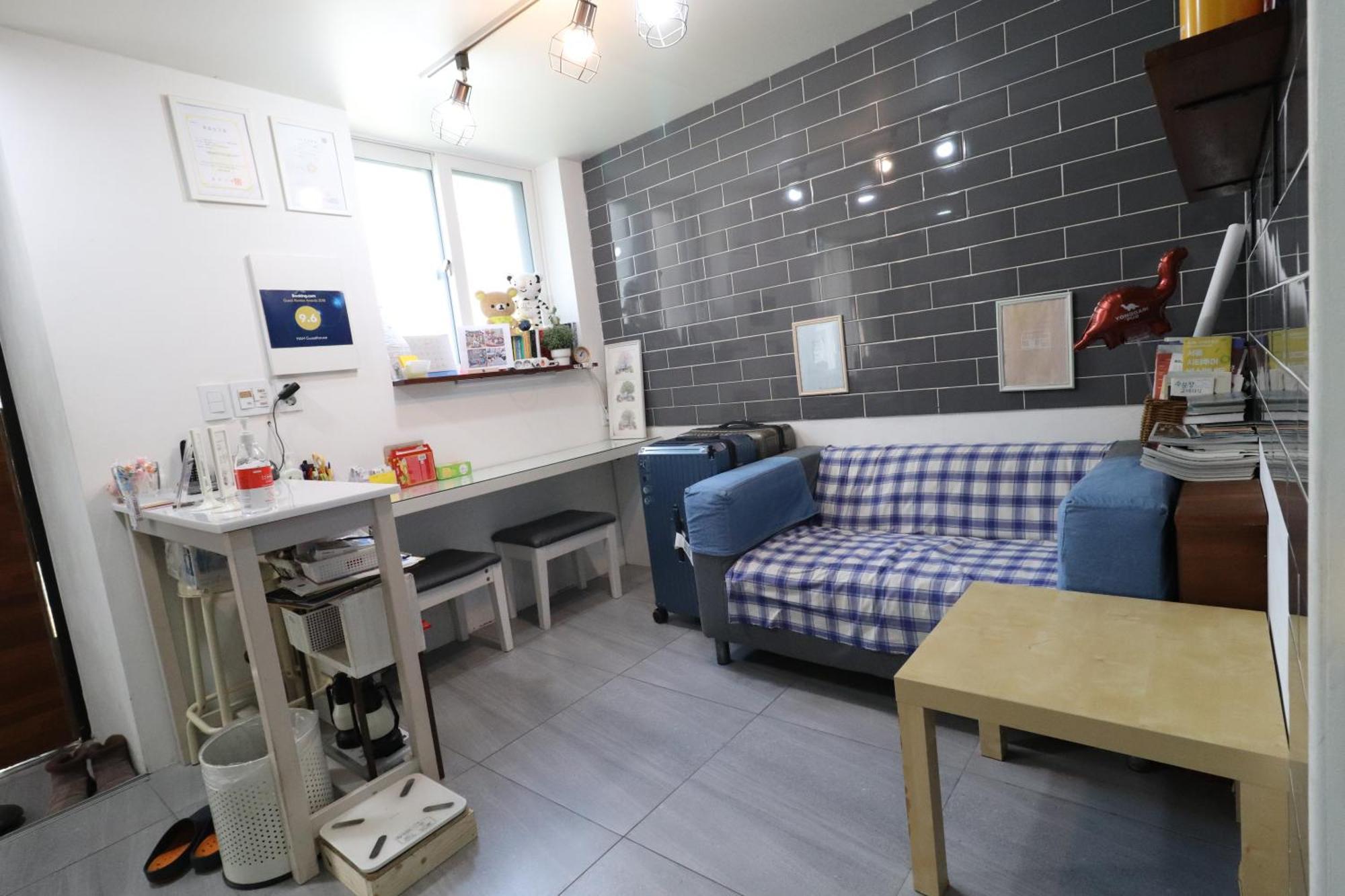 Hah Guesthouse Seoul Ngoại thất bức ảnh